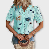 Emília | Blusa com decote em V