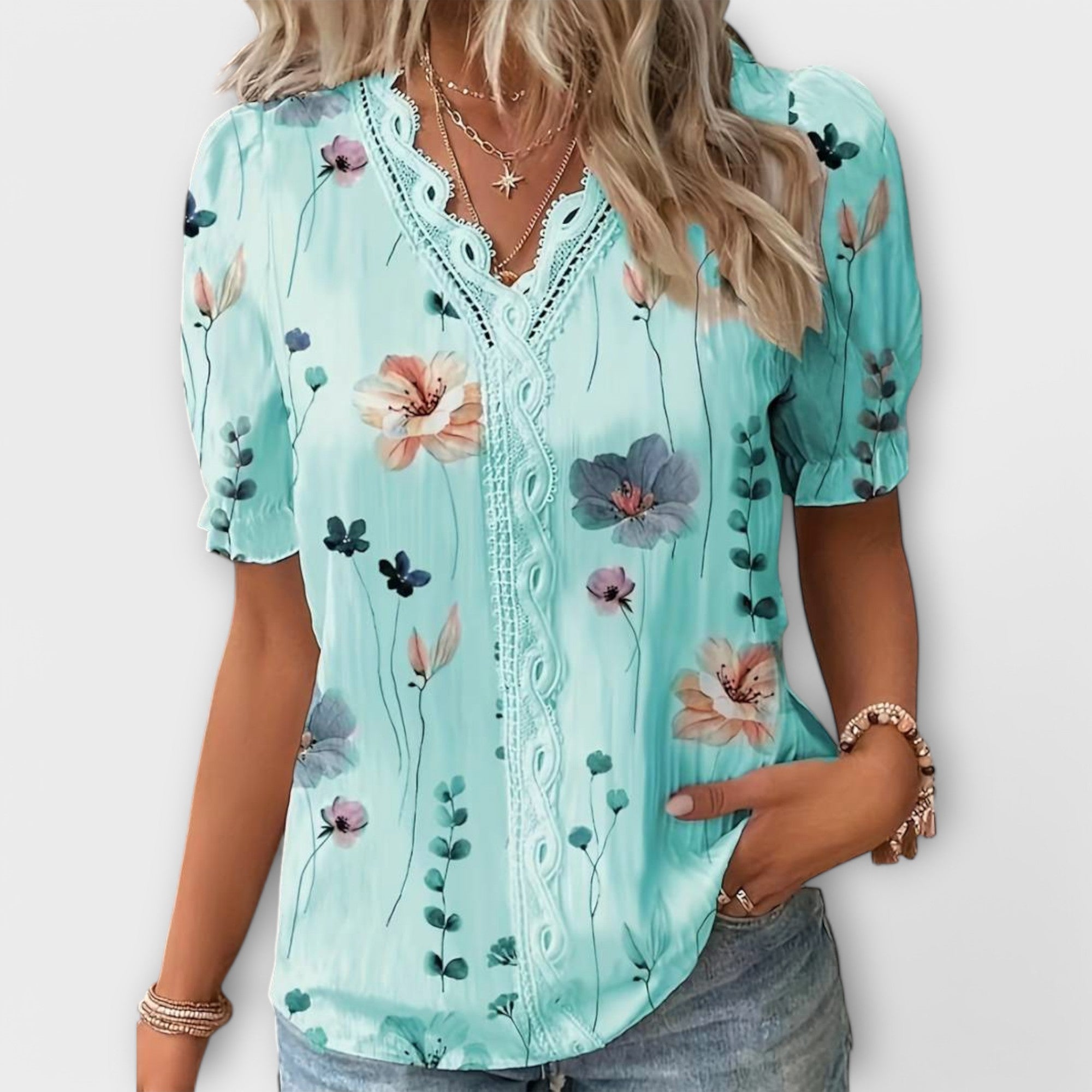 Emília | Blusa com decote em V