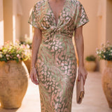 Valentina | Vestido midi com efeito modelador, nó central e caimento fluido