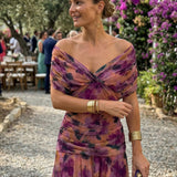 Carmen | Vestido Longo com Decote em V can be rewritten as Vestido Longo com Decote em V Elegante.