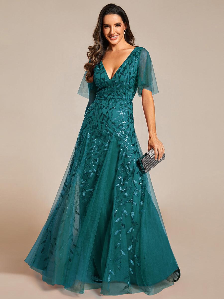 Manuela | Vestido de noite longo, romântico e cintilante com decote em V e tiras