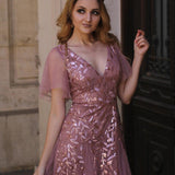 Manuela | Vestido de noite longo, romântico e cintilante com decote em V e tiras