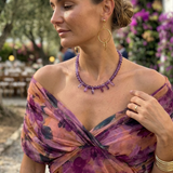 Carmen | Vestido Longo com Decote em V can be rewritten as Vestido Longo com Decote em V Elegante.
