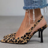 Liorina | Escarpins cáqui com estampado de leopardo e biqueira pontiaguda