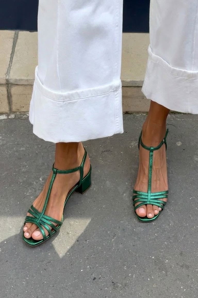 Elora | Sandálias Douradas para Elegância Diária