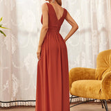Diana | Vestido de festa plissado sem mangas com decote em V