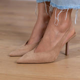 Marlena | Pumps slingback nude com um salto fino